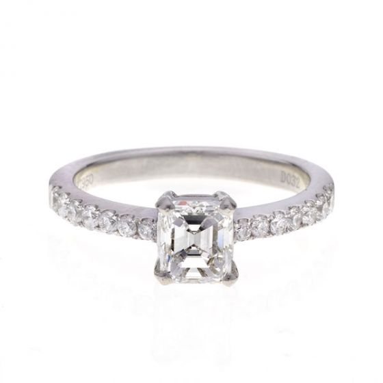 Diamond Solitare Ring - 02019131 | Heming Diamond Jewellers | London