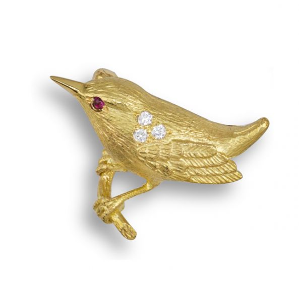Gold Wren Brooch - 02023823 | Heming Diamond Jewellers | London